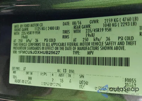 2017 Ford Escape Titanium z USA, uszkodzony, nr VIN 1FMCU9JDXHUB25627